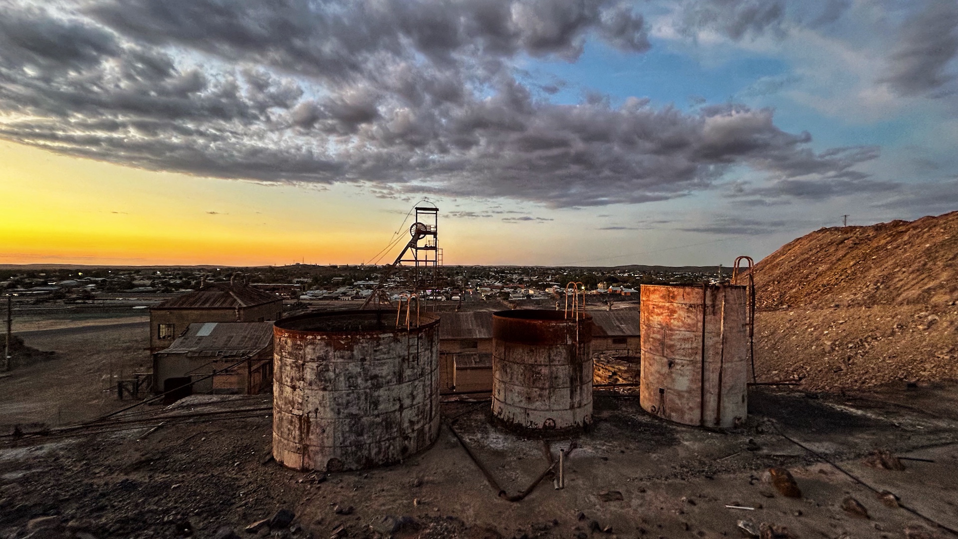 Sunset over Broken Hill