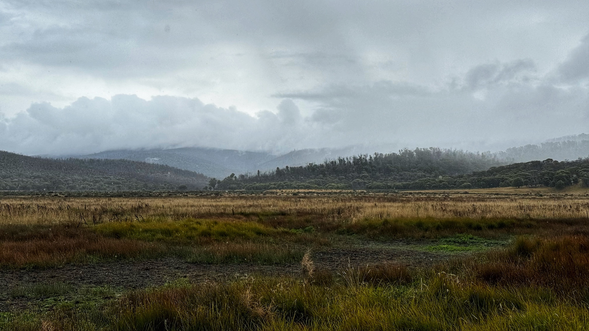 Dramatic afternoon in the Snowy Mountains NSW